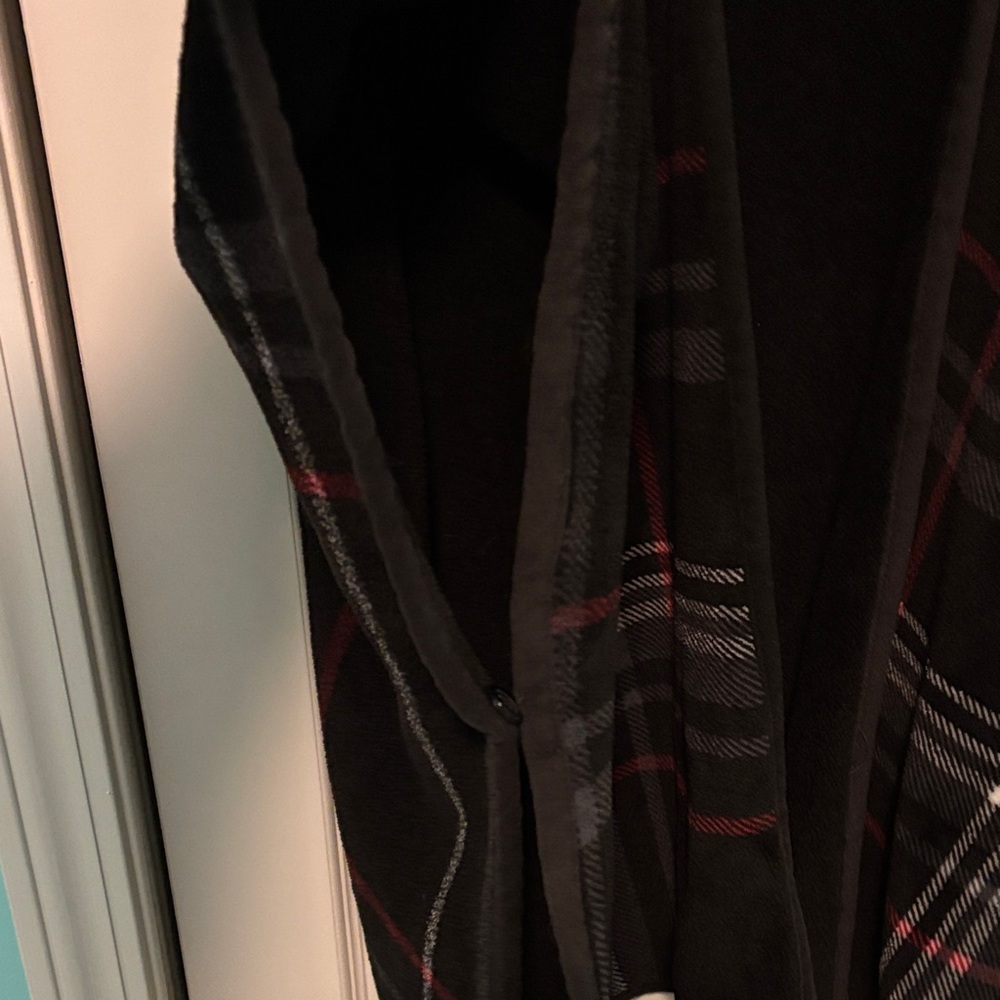 Cuddl Duds Black Plaid Cozy Poncho/Shawl Size L/XL - Picture 4 of 6